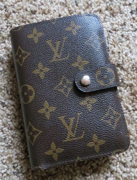 louis vuitton vintage wallet